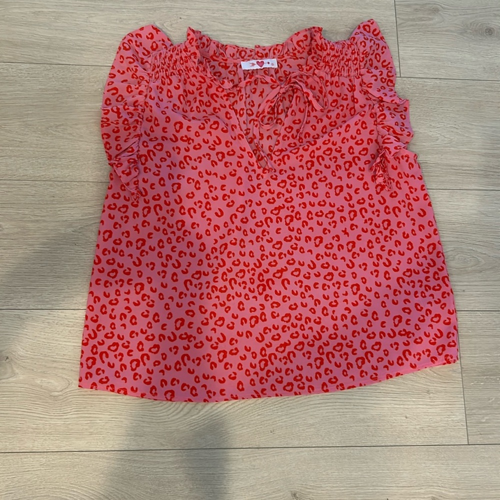 Pink cheetah top size XS